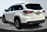 Used 2015 Toyota Highlander Limited Platinum image 2