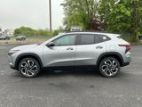 New 2025 Chevrolet Trax RS w/ Driver Confidence Package image 3