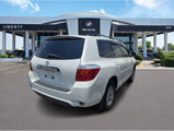 Used 2010 Toyota Highlander SE image 2