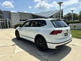 Used 2022 Volkswagen Tiguan SE R-Line image 5