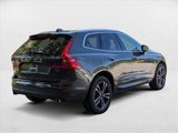Used 2020 Volvo XC60 T6 Momentum image 2