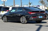 Certified 2024 Hyundai Elantra SEL w/ Convenience Package image 6