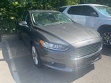 Used 2016 Ford Fusion SE w/ Equipment Group 202A image 3