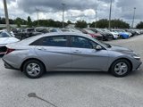 New 2025 Hyundai Elantra SE image 3