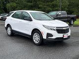 Used 2023 Chevrolet Equinox LS image 2