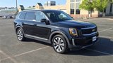 Used 2022 Kia Telluride EX w/ EX Premium Package image 3