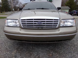 Used 2004 Ford Crown Victoria LX image 4