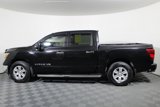 Used 2019 Nissan Titan SV image 5