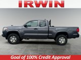 Used 2017 Toyota Tacoma SR image 2