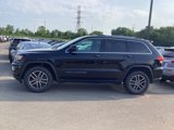 Used 2019 Jeep Grand Cherokee Laredo w/ 18" Wheel & 8.4" Radio Group image 4