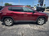 Used 2022 Jeep Compass Latitude image 2
