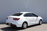 Used 2019 Kia Rio LX image 2