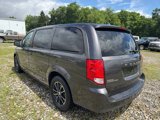 Used 2018 Dodge Grand Caravan SE image 3