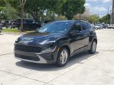 Used 2022 Hyundai Kona SE w/ Cargo Package image 2