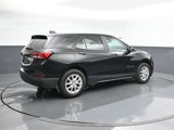 Used 2023 Chevrolet Equinox LS w/ LS Convenience Package image 5