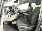 Used 2023 Chrysler Voyager LX image 4
