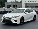 Used 2018 Toyota Camry SE image 2