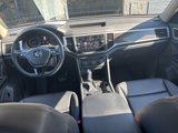 Used 2019 Volkswagen Atlas SE w/ Towing Package image 3