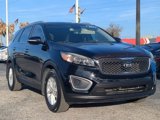 Used 2017 Kia Sorento LX image 2