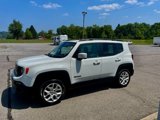 Used 2017 Jeep Renegade Latitude w/ Cold Weather Group image 2