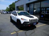 Used 2015 Jeep Cherokee Trailhawk w/ Comfort/Convenience Group image 2