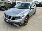 Used 2022 Volkswagen Tiguan S image 3
