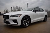 Certified 2025 Volvo S60 B5 Core image 3
