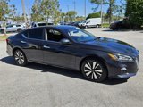 Used 2022 Nissan Altima 2.5 SV image 2