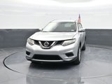 Used 2016 Nissan Rogue SV image 3