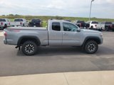 Used 2020 Toyota Tacoma TRD Off-Road image 6