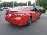 Used 2023 Toyota Camry SE image 4