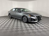 Used 2023 Nissan Altima 2.5 SV image 2