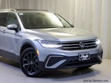 Used 2023 Volkswagen Tiguan SE w/ Panoramic Sunroof Package image 2