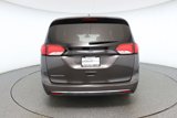 Used 2017 Chrysler Pacifica Touring-L image 5