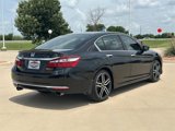 Used 2017 Honda Accord Sport image 5