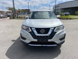 Used 2020 Nissan Rogue SV image 2