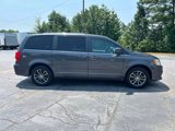 Used 2016 Dodge Grand Caravan SXT image 6