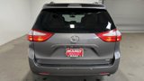Used 2017 Toyota Sienna XLE image 4