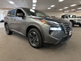 Used 2024 Nissan Rogue SV image 2