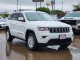 Used 2019 Jeep Grand Cherokee Laredo w/ Security & Convenience Group image 2