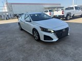 Used 2023 Nissan Altima 2.5 S image 3