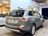 Used 2015 Mitsubishi Outlander SE image 6