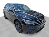 Used 2022 Volkswagen Tiguan SE image 2