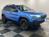 Used 2019 Jeep Cherokee Trailhawk image 3
