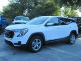 Used 2022 GMC Terrain SLE image 3