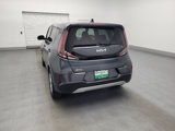 Used 2023 Kia Soul LX w/ LX Technology Package image 6