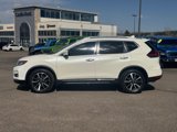 Used 2018 Nissan Rogue SL w/ Premium Package image 2