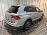 Certified 2020 Volkswagen Tiguan SE image 4