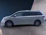 Used 2020 Toyota Sienna XLE image 2
