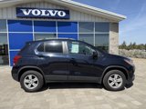 Used 2021 Chevrolet Trax LT image 2